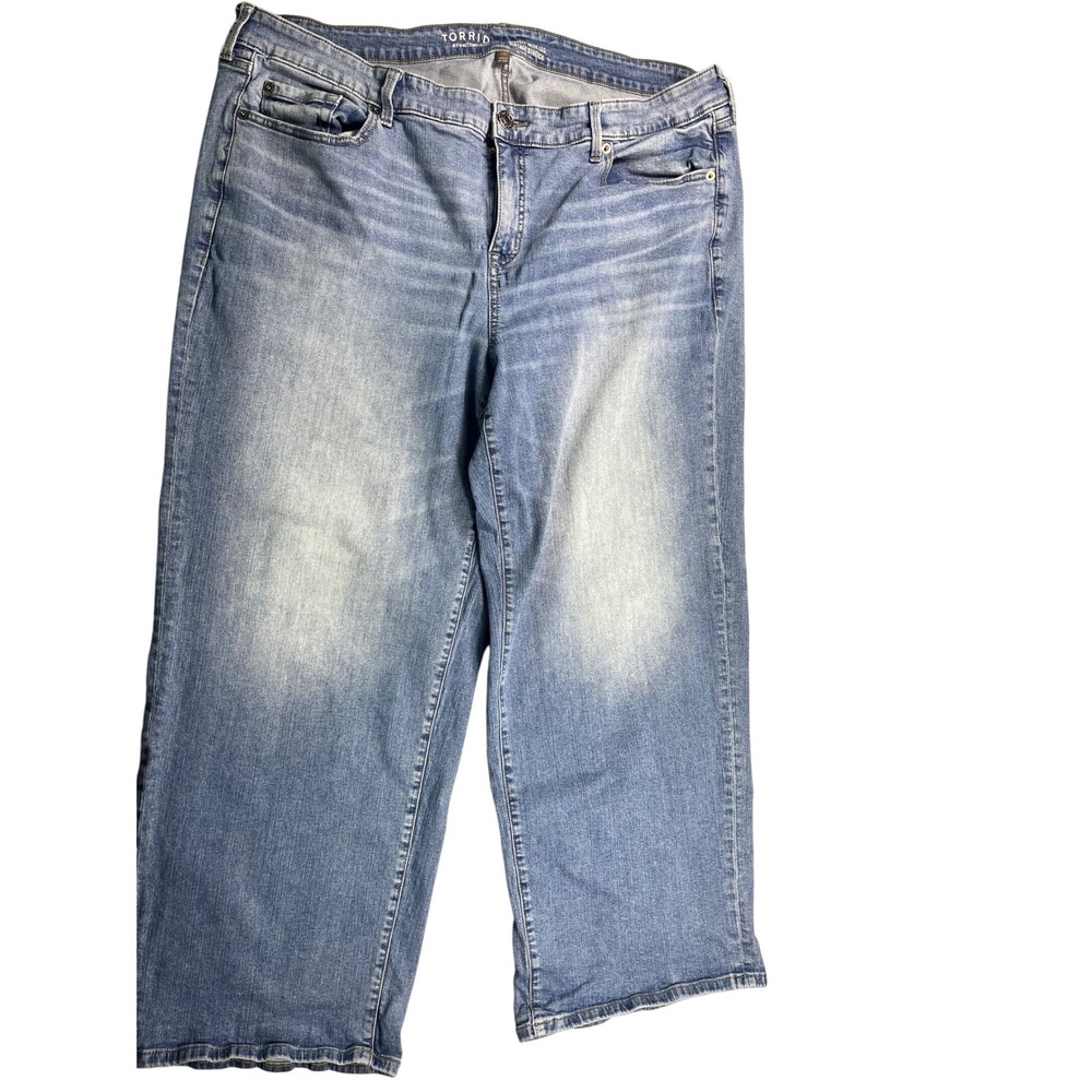 Torrid Vintage Stretch Straight Leg Jeans Women's Plus Size 22R Light Wash Denim